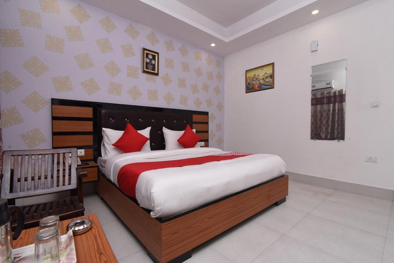 Capital O 13310 Noida Suites 외부 사진