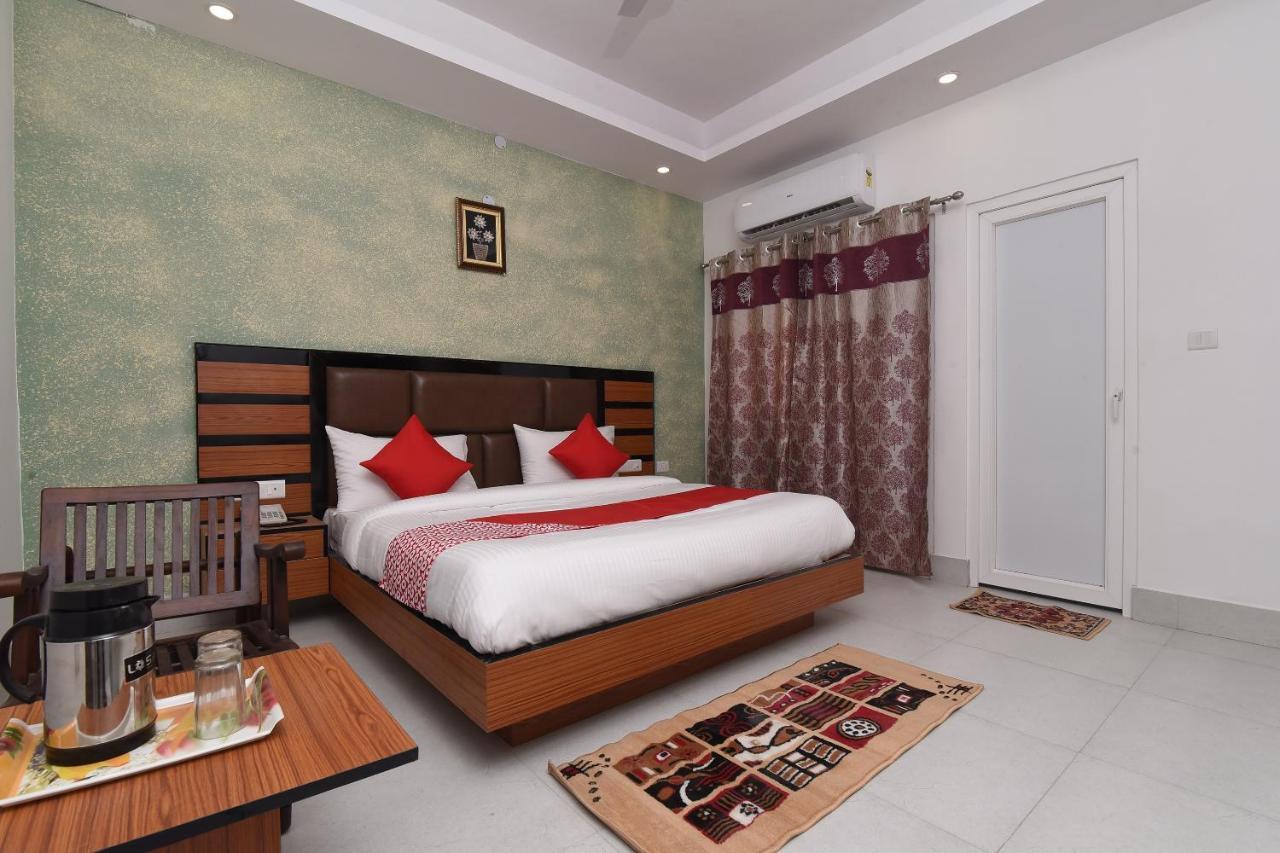Capital O 13310 Noida Suites 외부 사진