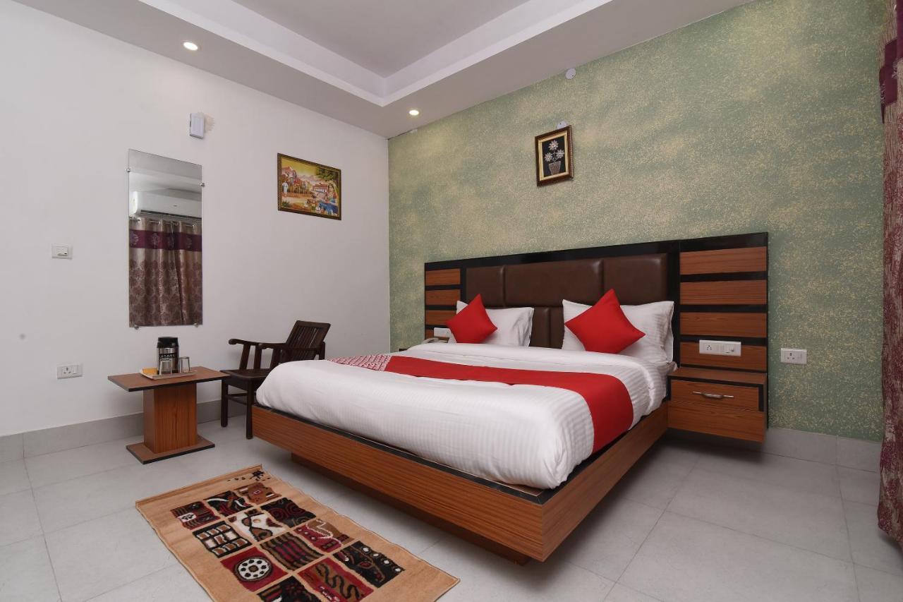 Capital O 13310 Noida Suites 외부 사진
