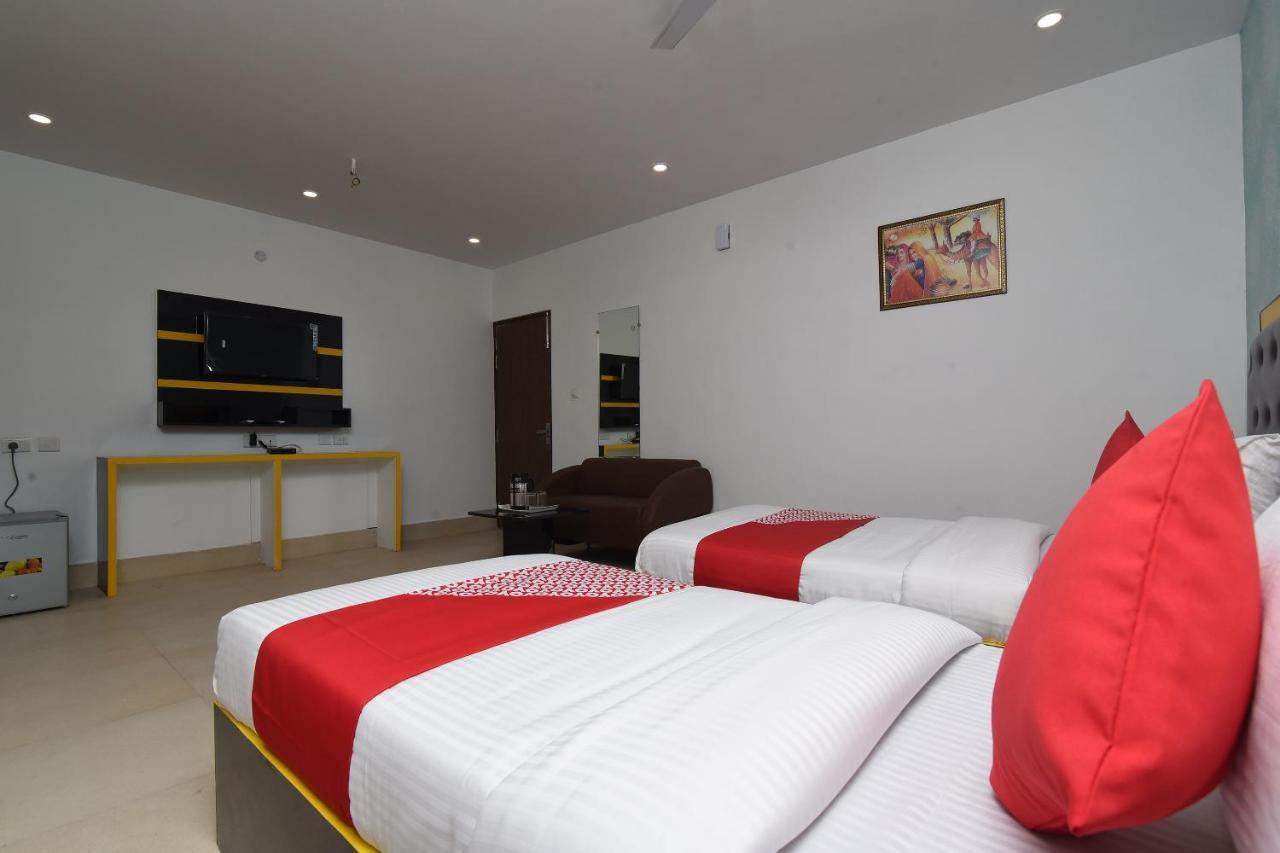 Capital O 13310 Noida Suites 외부 사진