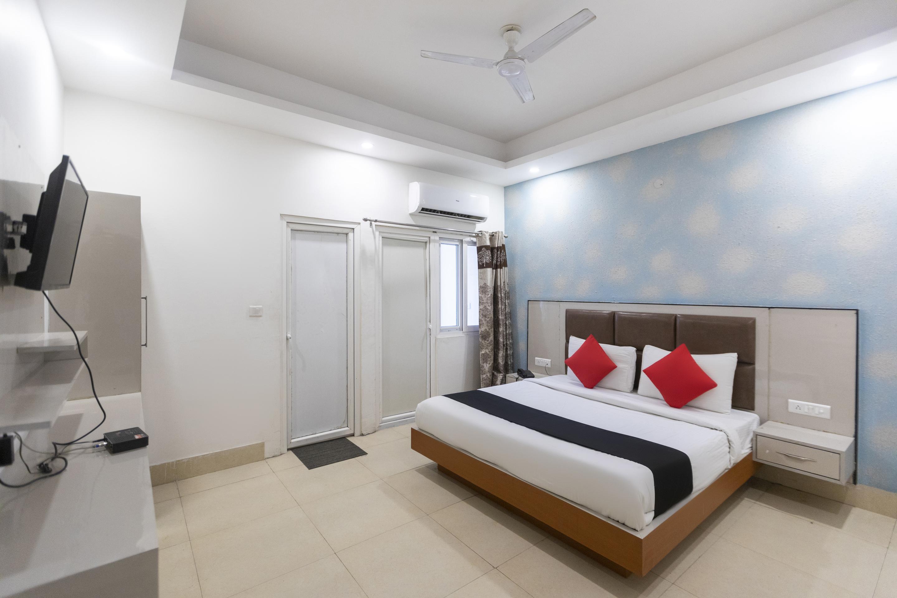 Capital O 13310 Noida Suites 외부 사진