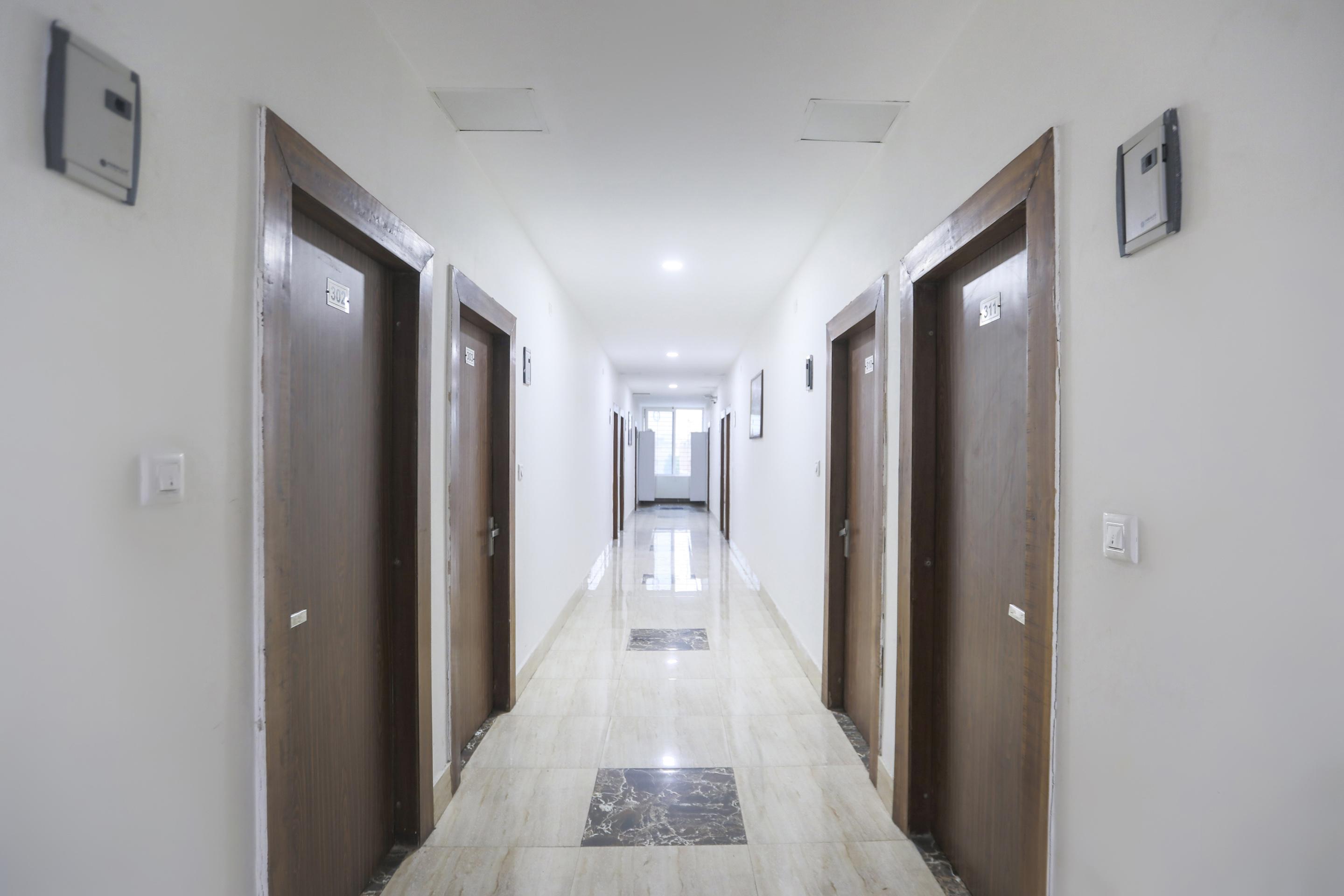Capital O 13310 Noida Suites 외부 사진