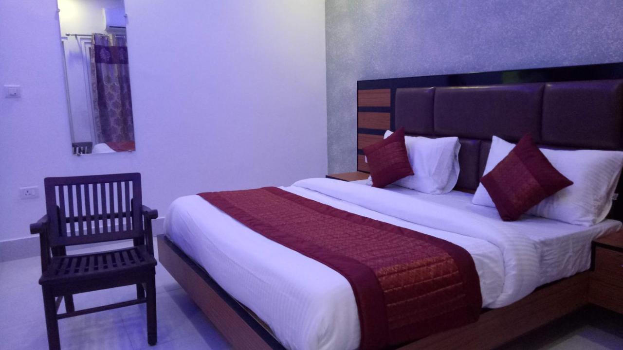Capital O 13310 Noida Suites 외부 사진