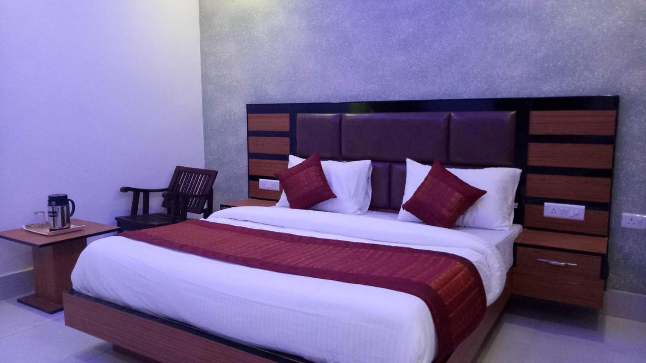 Capital O 13310 Noida Suites 외부 사진